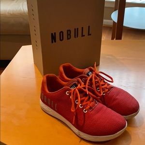 No Bull burnt orange size 9 trainers